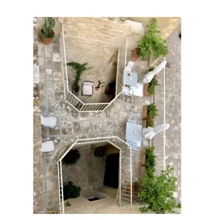Alojamento de Turismo Selvagem Lu Leccio, Junior Stylish Lecce